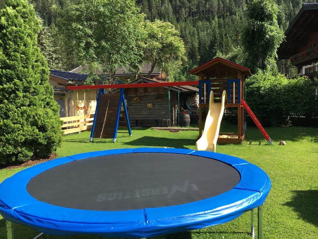 Aparthotel Kristall Altenmarkt im Pongau Exterior foto
